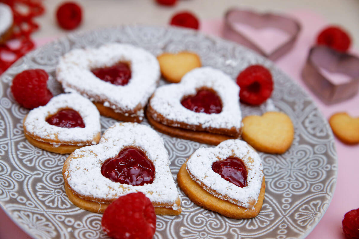 Herz-Kekse-zum-Valentinstag.jpg