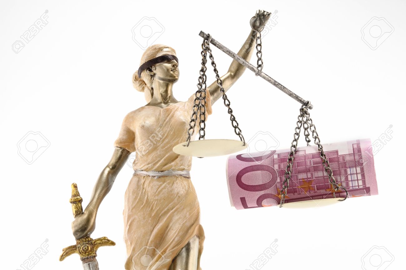 justitia korrupt.jpg