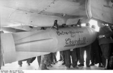 Bundesarchiv_Bild_101I-342-0615-18,_Im_Westen,_Flugzeugbombe.jpg