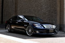 Wald-Lexus-Ls600h-Exucutive-Line-01.jpg