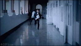 funny-gifs-Smart-move.gif
