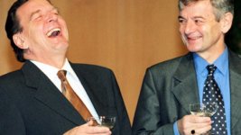 schroeder-fischer-nabucco-gazprom.jpg