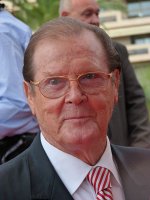 450px-Roger_Moore_-_Monte-Carlo_Television_Festival.JPG