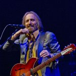 600px-Tom_Petty_2.jpg