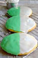 Green-White-Cookies-3b.jpg