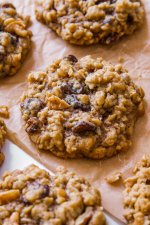 oatmeal-raisin-cookies-3.jpg