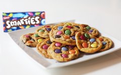smarties_social_august_1440x900_v1_1.jpg