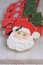 Decorated-Sugar-Cookies-Santa.jpg