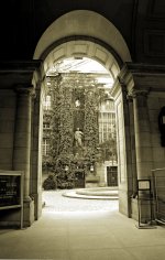 preussische bibliothek gang.jpg