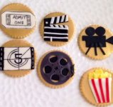 208aca9bccd0948b53d278fe2aa28888--movie-themes-fondant-cupcakes.jpg