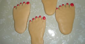 foot+cookies+004.JPG