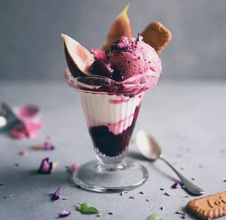 eisbecher-aus-glas-bestellen.jpeg