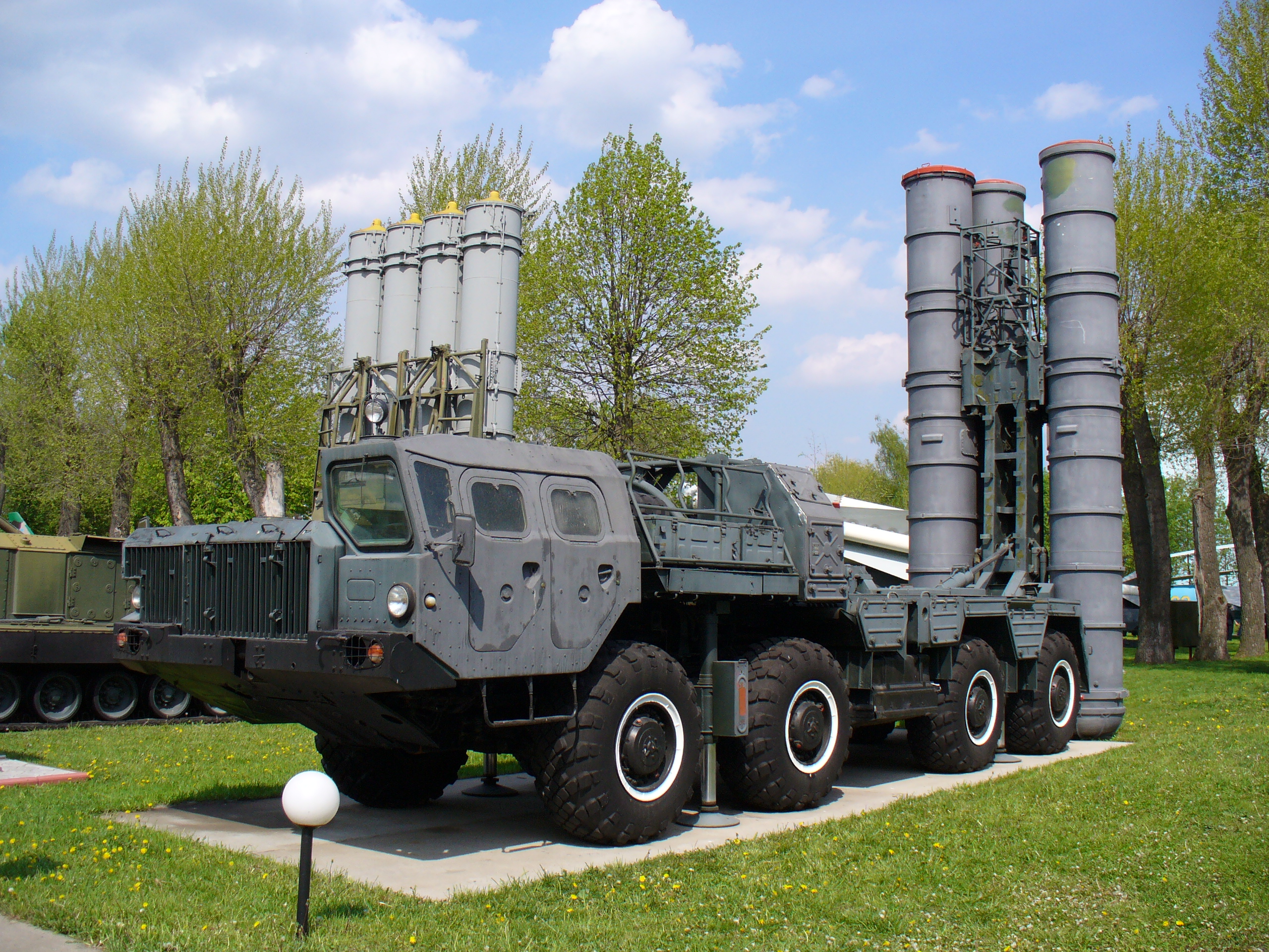 ZRS_S-300PS_2007_G1.jpg