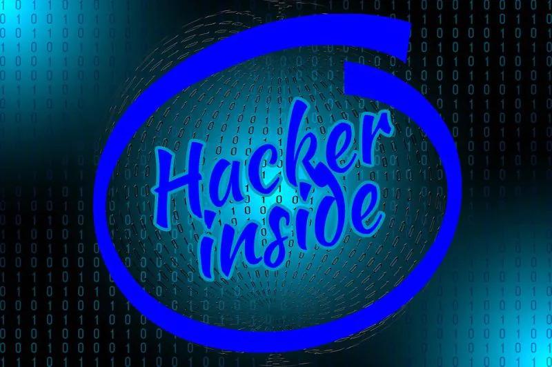 hacker-3062252_960_720.jpg